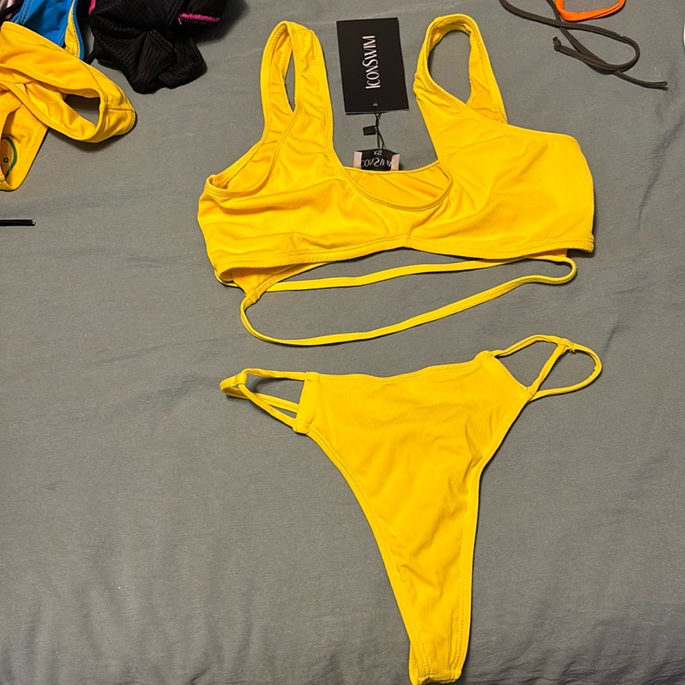 Icon swim bathing suit